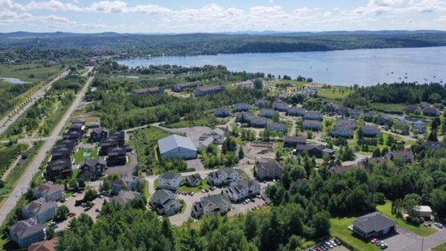 Condo Entre Ville/Nature Magog Kültér fotó